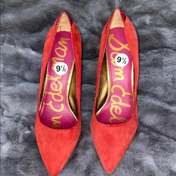 Sam Edelman SZ 9.5 Red Suede Heels - Picture 1 of 6